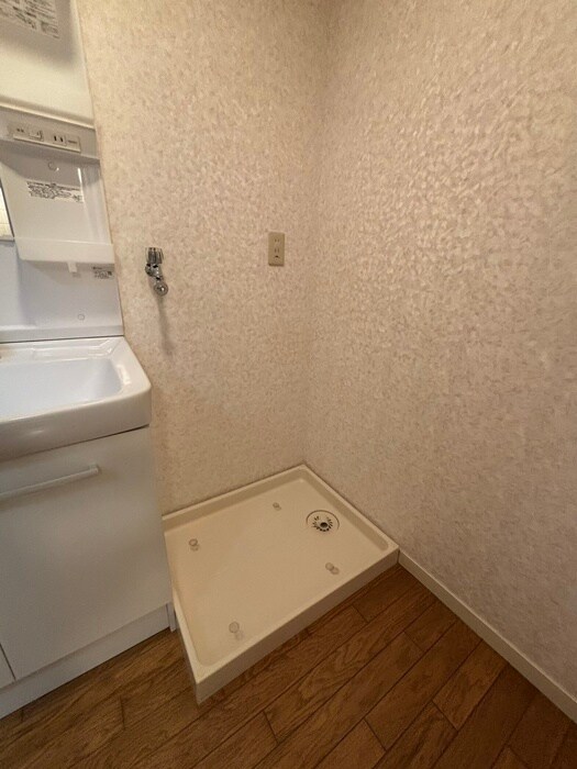 バ－ドタウン９番館の物件内観写真