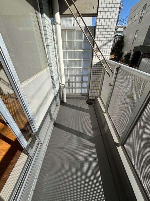 バ－ドタウン９番館の物件内観写真