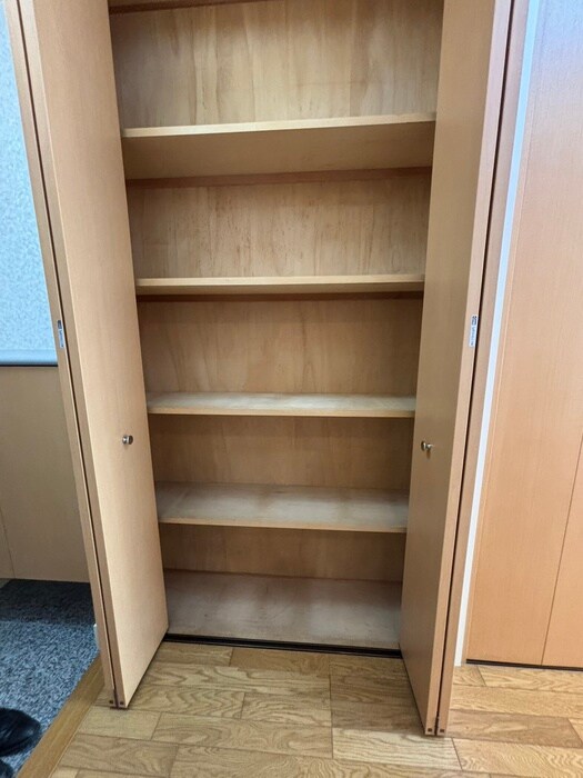 バ－ドタウン９番館の物件内観写真