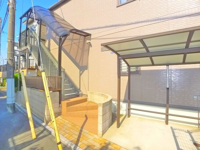 サンモ－ル柴又の物件外観写真