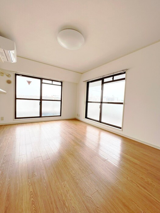 サンロイヤル東山(708)の物件内観写真