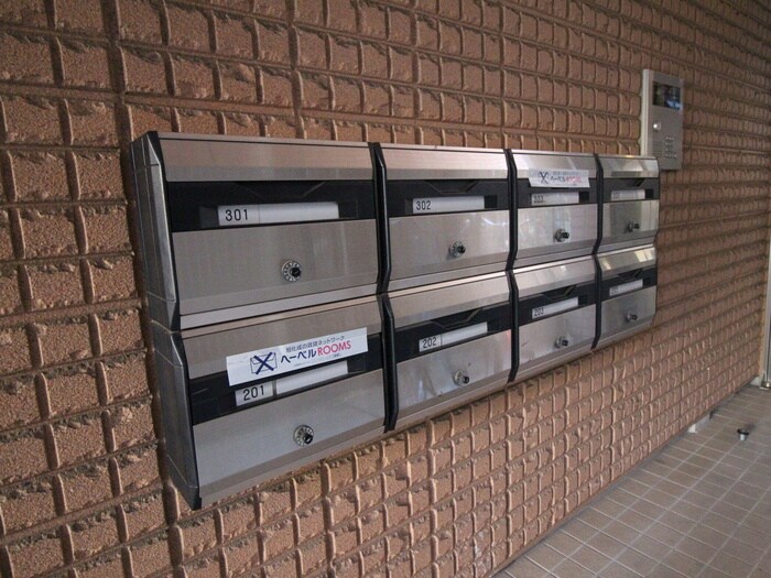 インパレスの物件外観写真