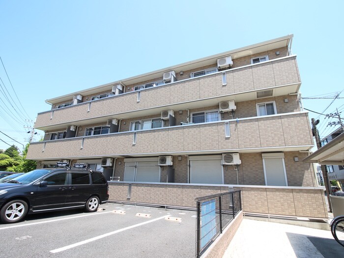 グラシュ－ズの物件外観写真