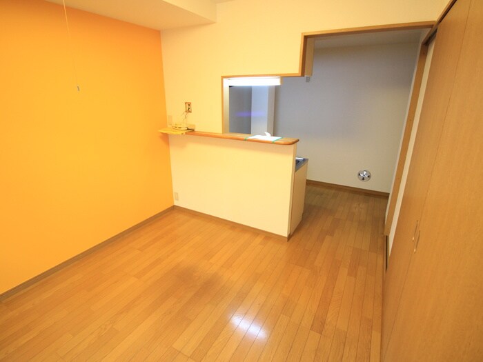 ＥＭＳの物件内観写真