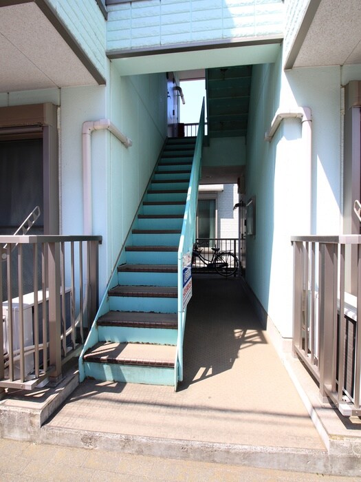 アンプルールフェールＳ、Ｓの物件外観写真