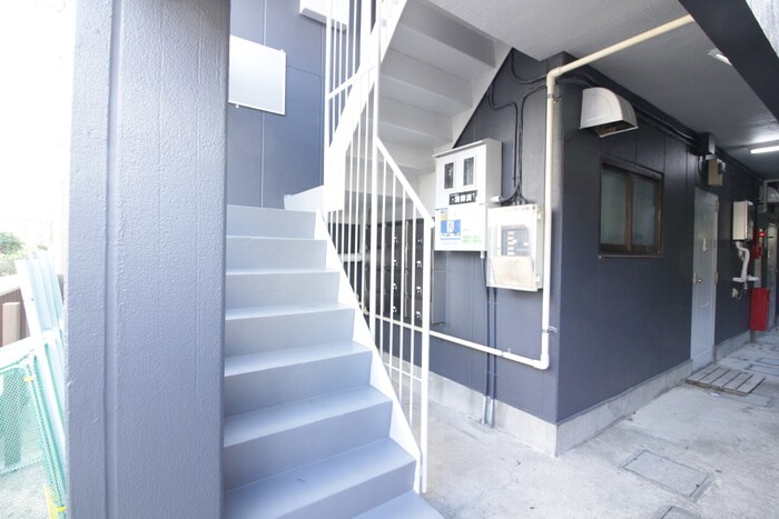 ファミ－ル希望ヶ丘の物件外観写真