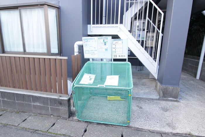 ファミ－ル希望ヶ丘の物件外観写真