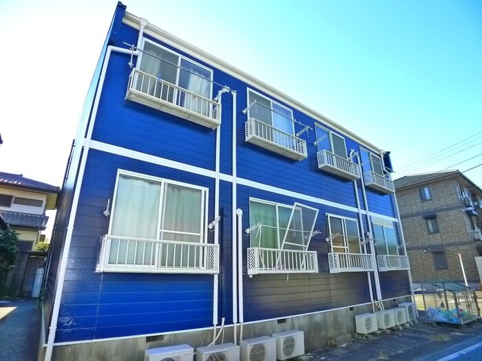 ５１イーストアパートメントの物件外観写真