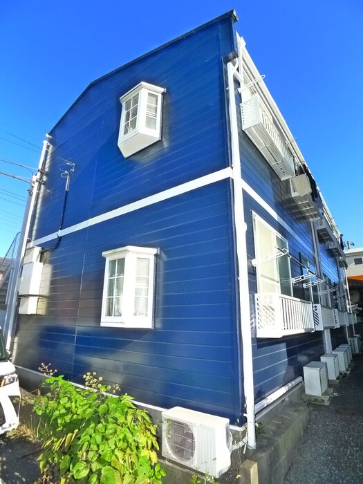 ５１イーストアパートメントの物件外観写真