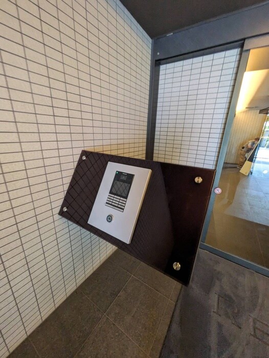 レジディア文京本駒込の物件外観写真