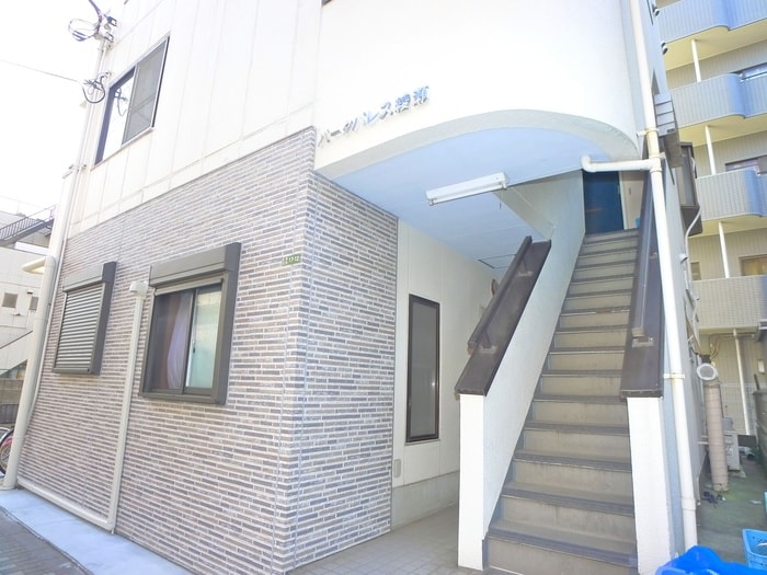 パ－クパレス綾瀬の物件外観写真