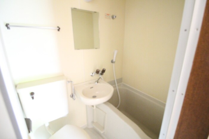 コーポラス高岡の物件内観写真