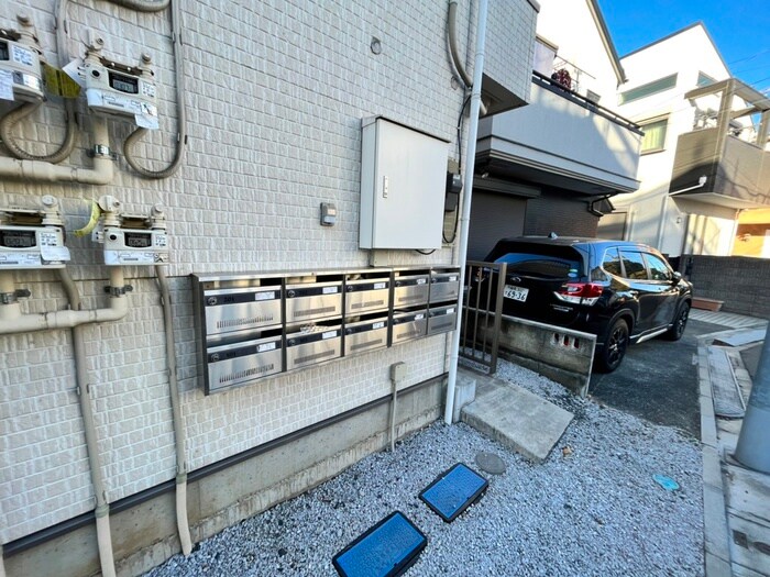 サークルハウス下井草弐番館の物件外観写真