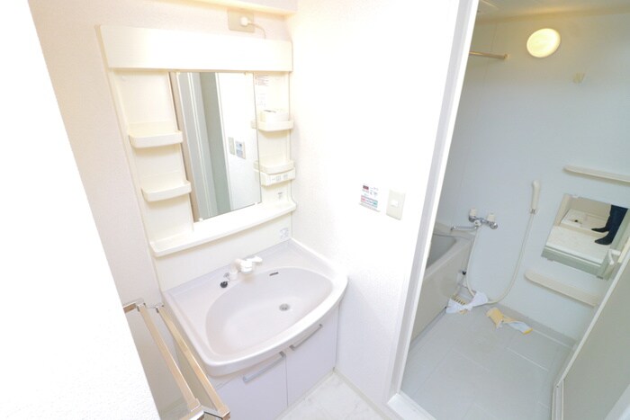 シャルマンドミ－ルの物件内観写真