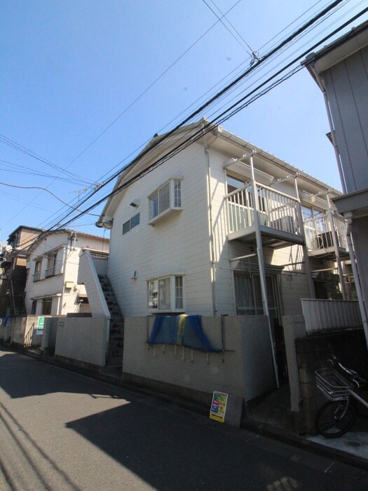 ドゥエルホワイトの物件外観写真