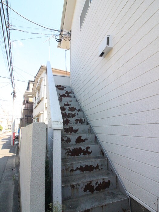 ドゥエルホワイトの物件外観写真