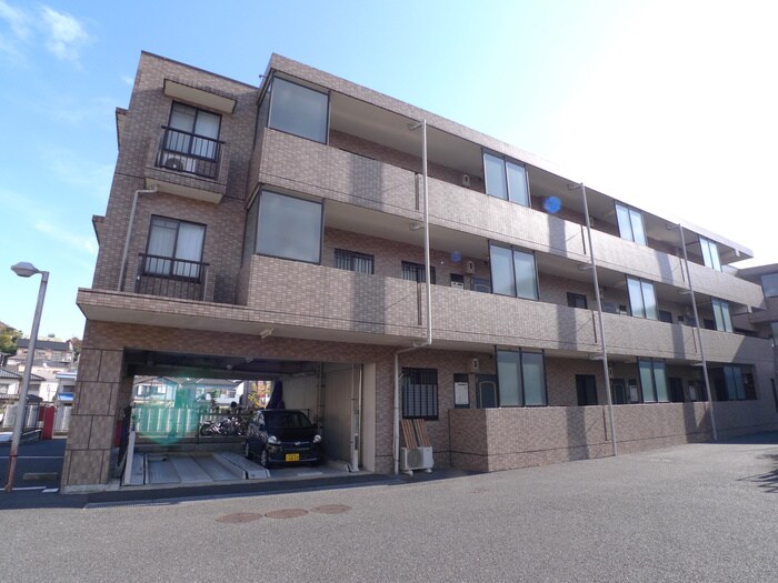 スタ－ハイム朝霞の物件外観写真