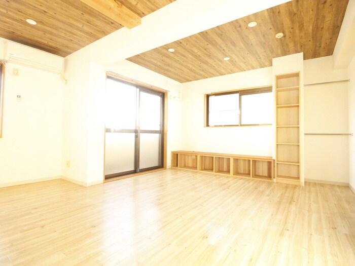 シャングリラの物件内観写真