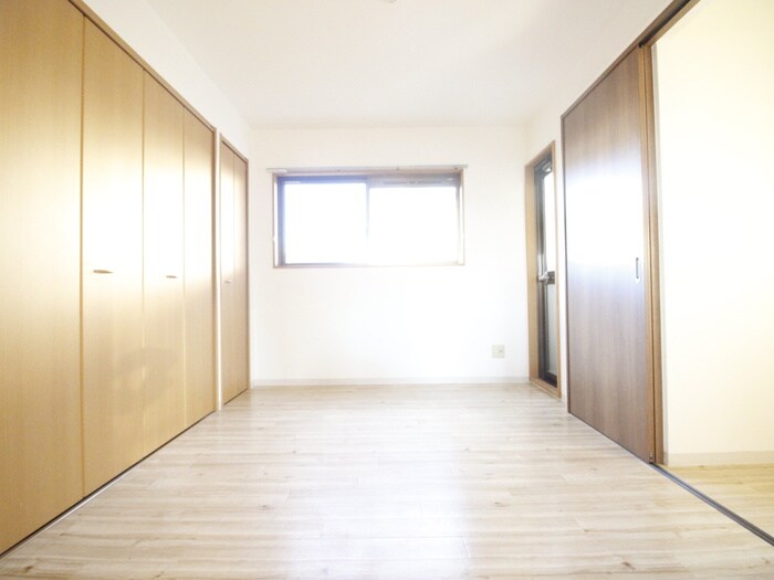 シャングリラの物件内観写真