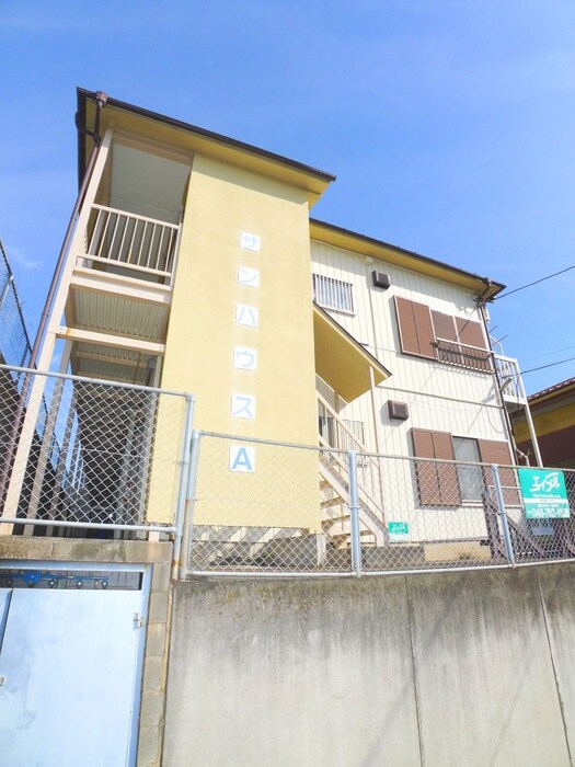 サンハウスＡの物件外観写真