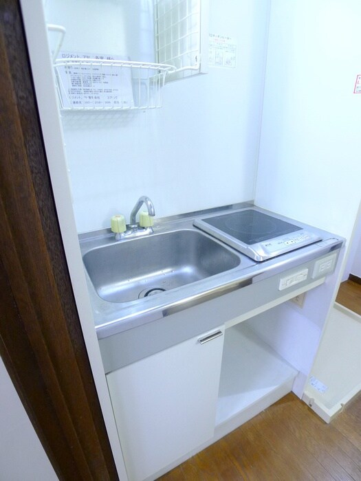 ロジメントアヤの物件内観写真