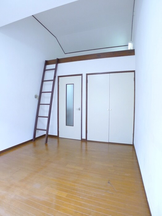 ロジメントアヤの物件内観写真