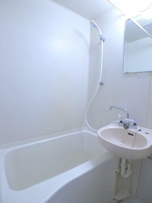 ロジメントアヤの物件内観写真