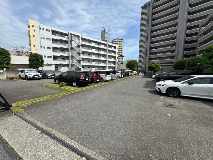 UURコート志木の物件外観写真