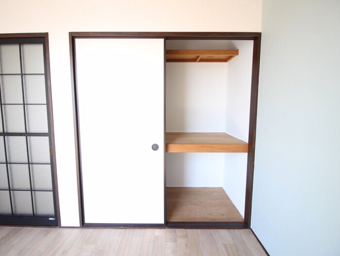 クロノス二俣川の物件内観写真