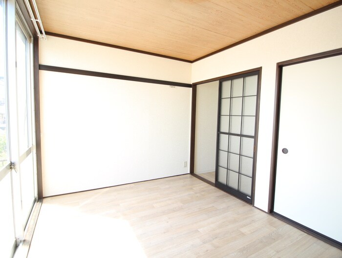 クロノス二俣川の物件内観写真