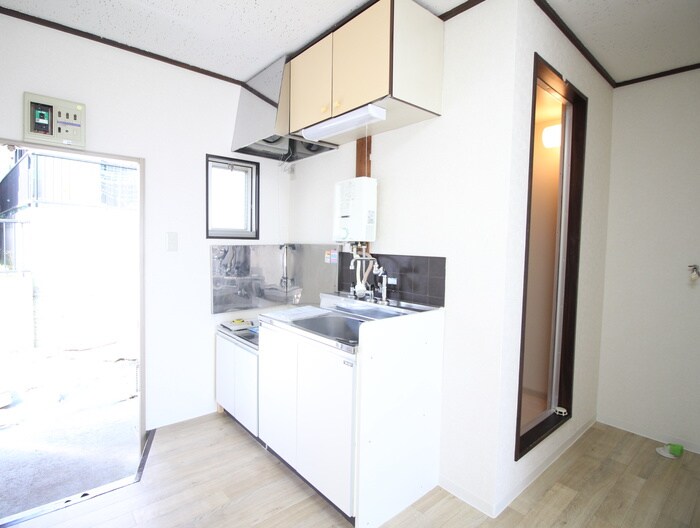 クロノス二俣川の物件内観写真