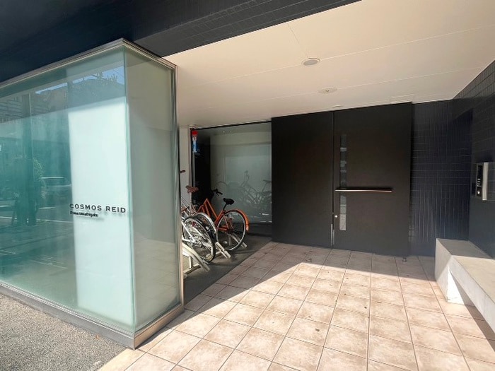 コスモリード駒沢大学の物件外観写真