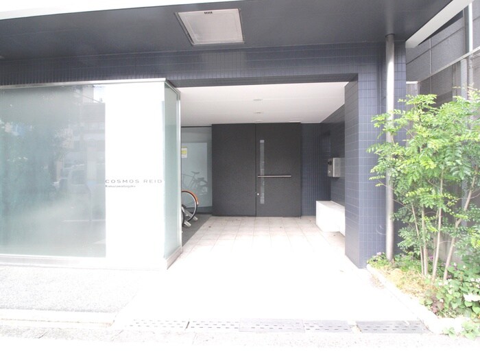 コスモリード駒沢大学の物件外観写真