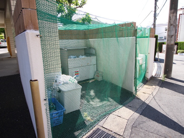 ラ・トゥ－ル鷺沼の物件外観写真