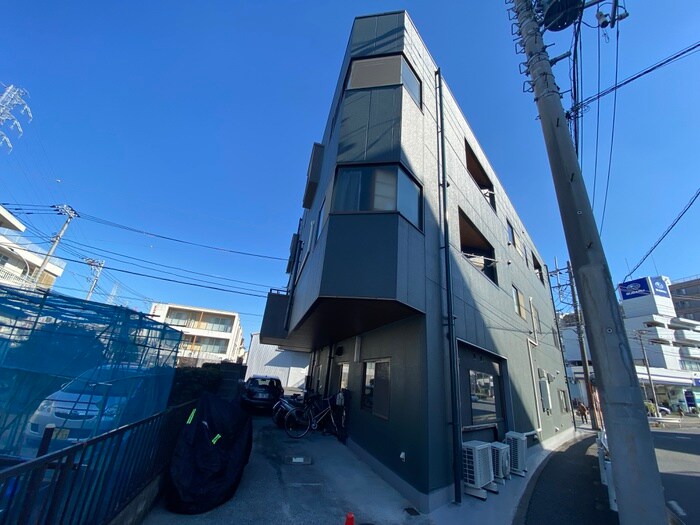 ＩＳビルの物件外観写真