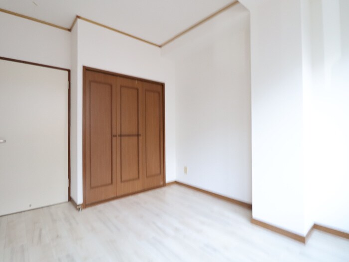 ベネチア新城の物件内観写真