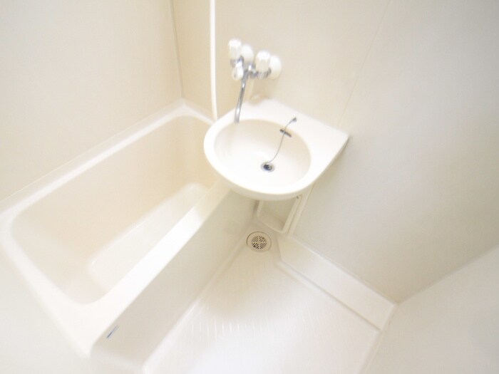 ベネチア新城の物件内観写真