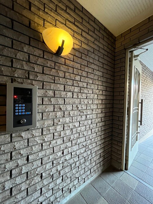 ロアジスの物件外観写真