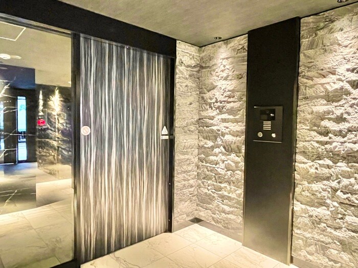 S-RESIDENCE駒込六義園の物件外観写真