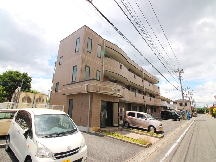 セジュール泉町の物件外観写真