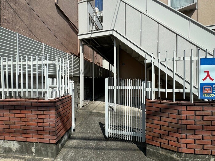 アールハイツの物件外観写真