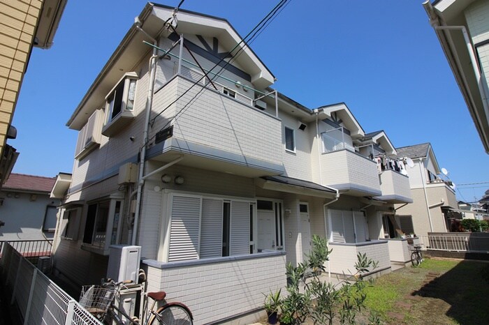 ウィステリアの物件外観写真