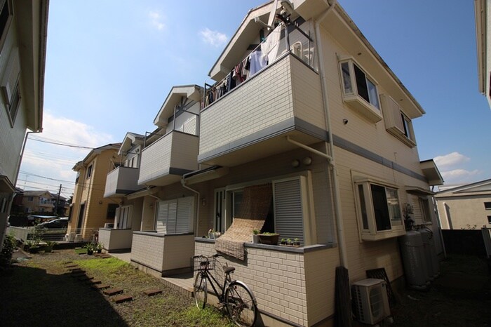 ウィステリアの物件外観写真