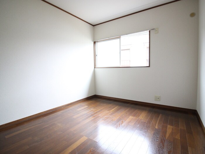 ウィステリアの物件内観写真