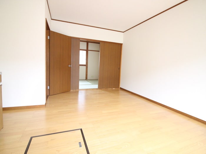 ウィステリアの物件内観写真