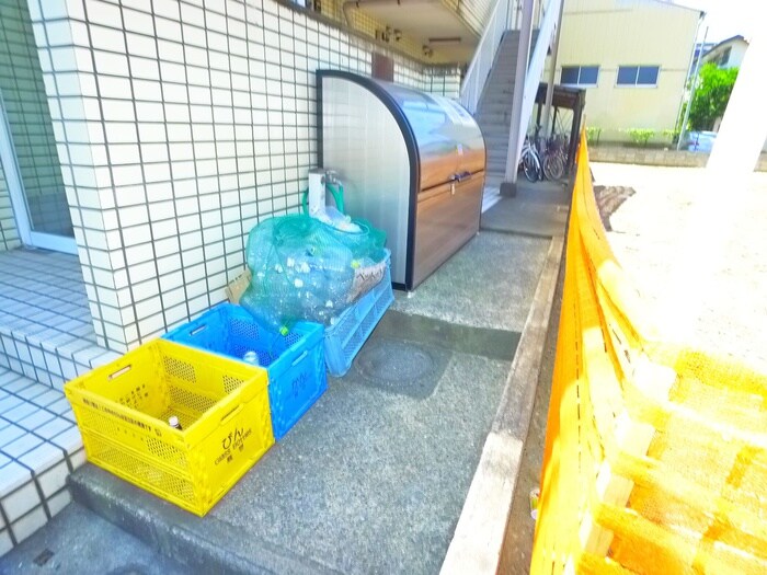 ヴィラ・ファニーの物件外観写真