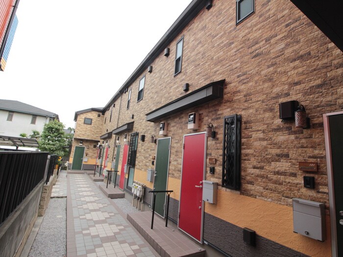 ラ　エストレージャの物件外観写真