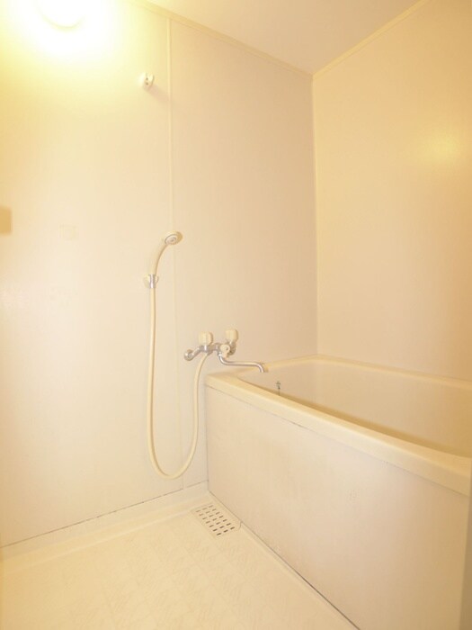 CRYSTAL COURT　弐番館の物件内観写真