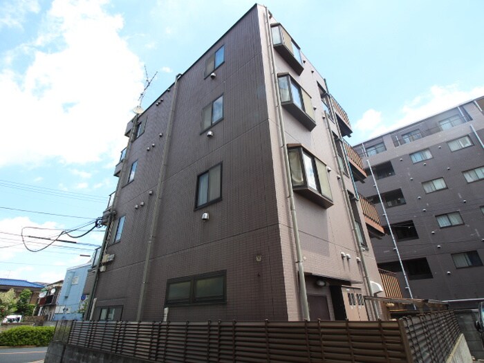 スクエア尾崎の物件外観写真