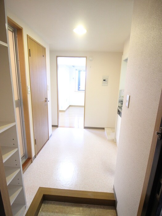 スクエア尾崎の物件内観写真